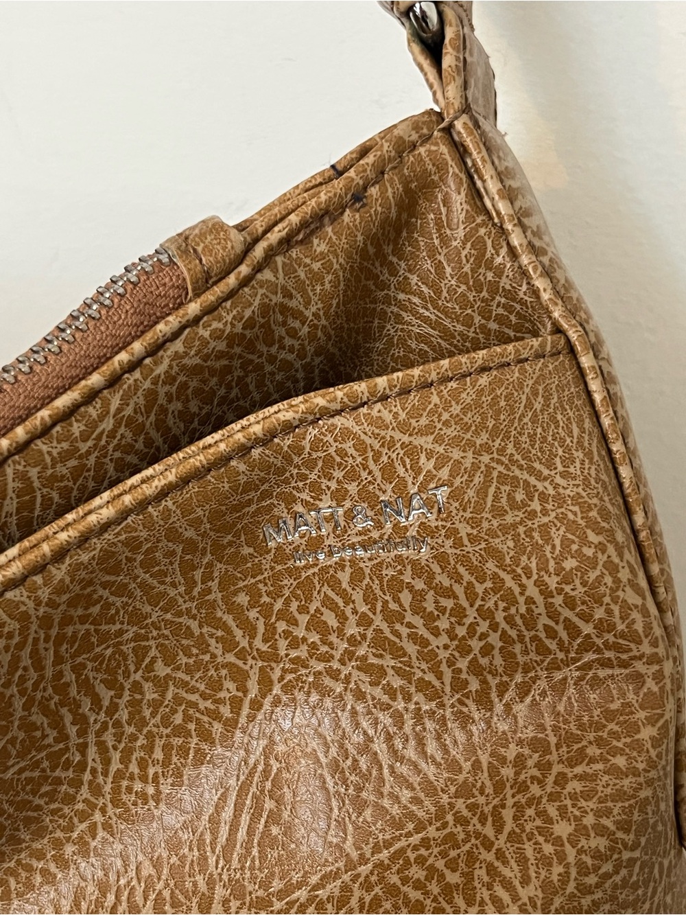 Matt & Nat Tan Brown Distressed Vegan Leather Hobo Shoulder Bag Y2K Style - Picture 3 of 13